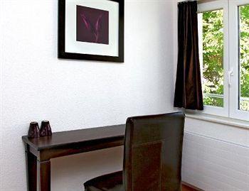 Swiss Star Guesthouse District 4 - Contactless Self Check-In Zurique Exterior foto